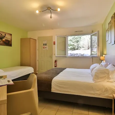 Les Arbousiers Village Hotel Provencal
