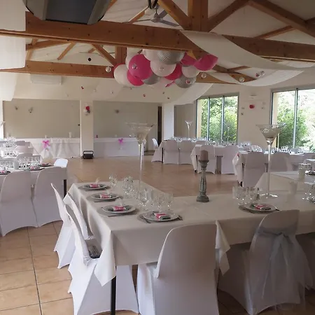 База отдыха Les Arbousiers Village Hotel Provencal
