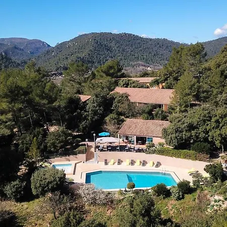 Les Arbousiers Village Hotel Provencal База отдыха 3*