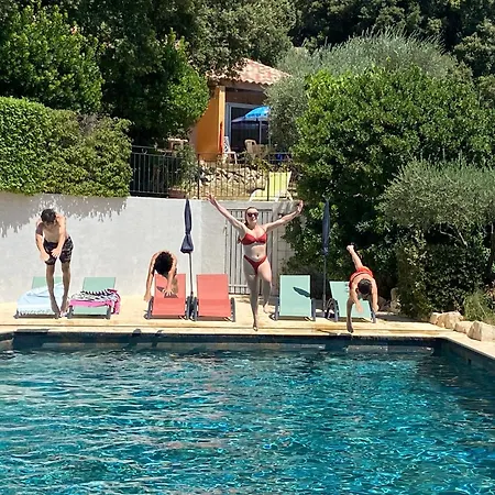 Les Arbousiers Village Hotel Provencal 3*