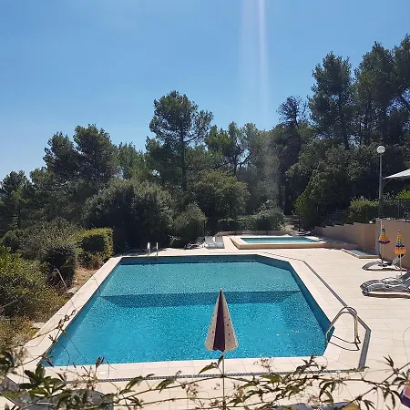 Üdülőpark Les Arbousiers Village Provencal 3*